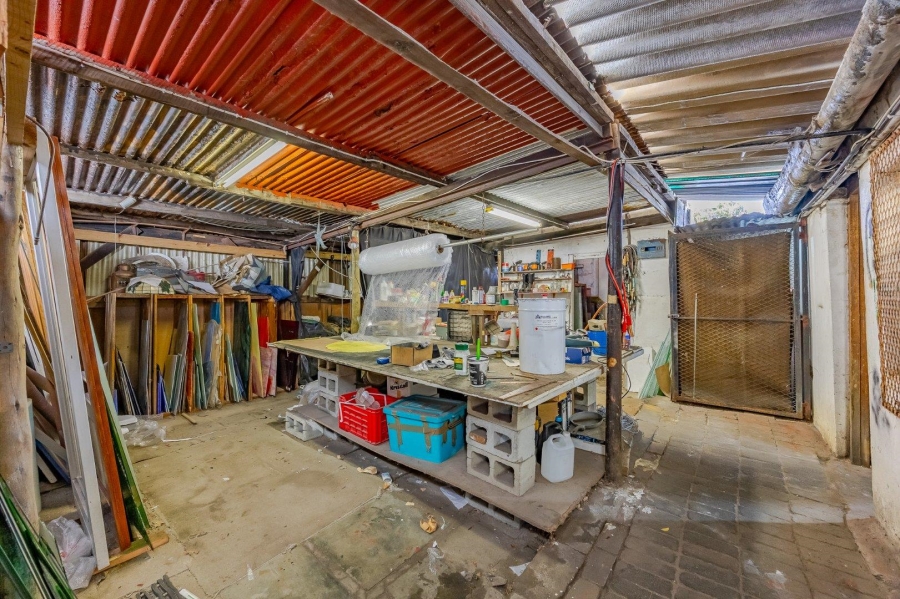 3 Bedroom Property for Sale in Lakeside Western Cape